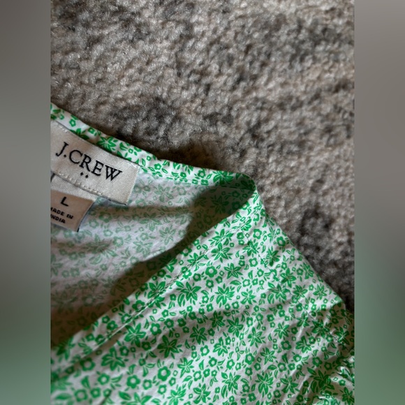 J.Crew Puff Sleeve Babydoll Top Green Floral Print Size: Large - Picture 4 of 4
